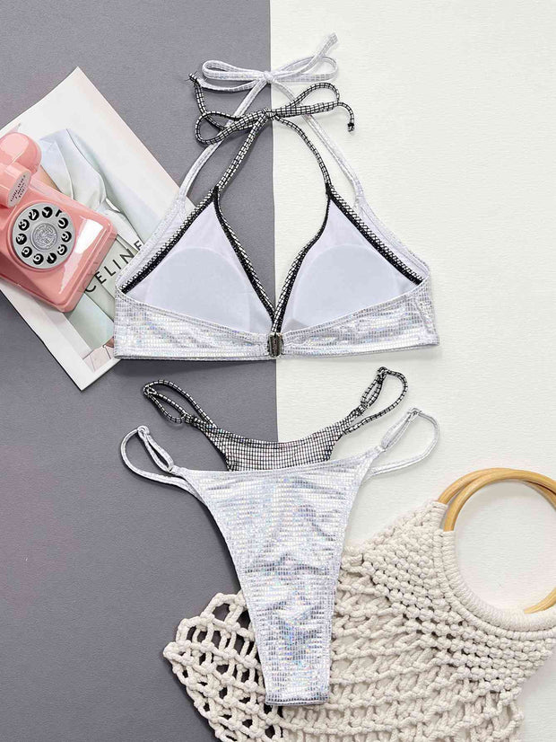 Chic Faux Layered Halter Neck Bikini Set - Stylish Two-Piece Swimwear